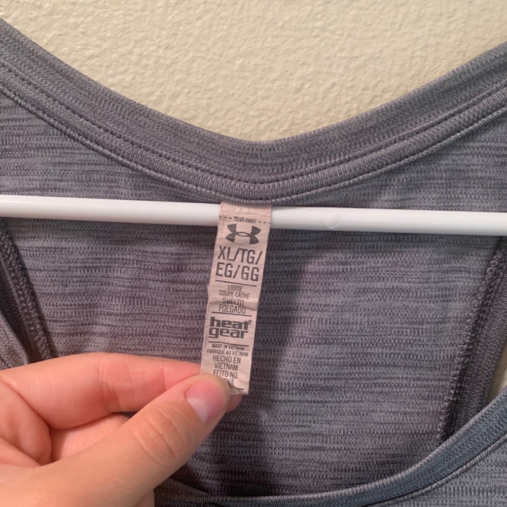 Under Armor Racer Back - Picture 2 of 3